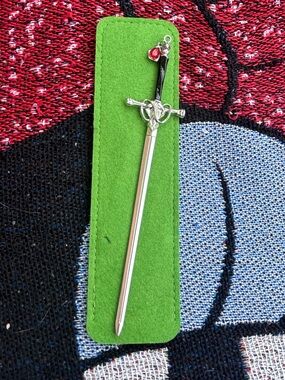 SILVER SWORD HAIR ACCESSORY ANIME CON COSPLAY